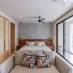 Bohemian Bl108