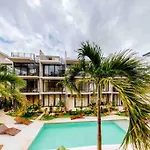 203 Amena, Minutes From The Sea Comfy 1Br Apt W/Gym