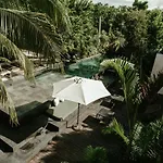 16Tulum