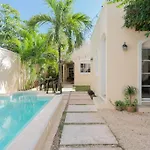 Beautiful Mexican Style Villa/3 Rooms With Pool