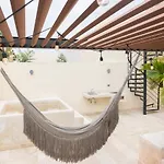 Chic Rooftop Ph, Private Pool, 1Mi From The Beach