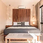 Toh14, Downtown Tulum