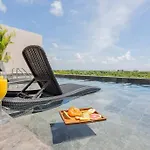 Frida\'S Artsy Condo With Own Mural, Outdoor Tub & Rooftop Pool
