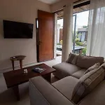 Jungle Boheme Cozy Condo - 2 Br