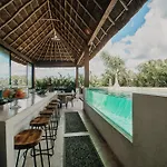 Yax\'Na House Luxury 240M2 - 12 Persons - 6 Rooms - 2 Swimming Pool - 3 Jacuzzis