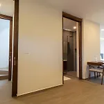 Penthouse With Private Pool Moots 303