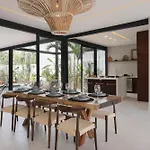 Casa Aventura Secluded Oasis 24H Security Near Sandy Beaches