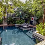 Great Value Luxury Minutes From Beaches