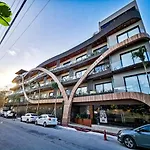 Bright Studio Ph Downtown With Private Pool And Terrace
