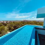 Oscar Wilde - Ph With Private Rooftop And Plunge Pool & Gym & Beach Club Access