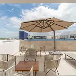 Lux Suite With Private Plunge Pool, Gym