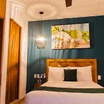 Latino Hotel Boutique