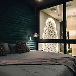 Luxury Villa, Beach Club - Jungle View - Sahara Jade