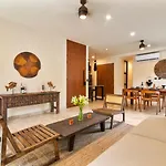 Boho Ground Floor Retreat Pool Near Beach