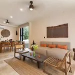 Boho Ground Floor Retreat Pool Near Beach