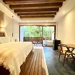 Adora Getaway Experience By Casa Paraiso