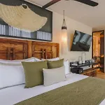 Trobbu Boutique Collection Tulum