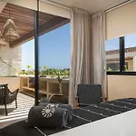 Luxury 3 Bdr Apartment With Gym And Rooftop Pool