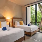 Premium 4Br Villa, Private Pool, Jacuzzi, Gated