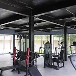 Lux Apartment Free Beach Shuttle,Gym,Private Pool