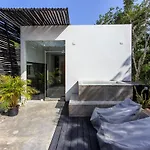 Casa Crystal By Moskito