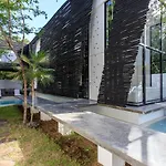 Casa Crystal By Moskito