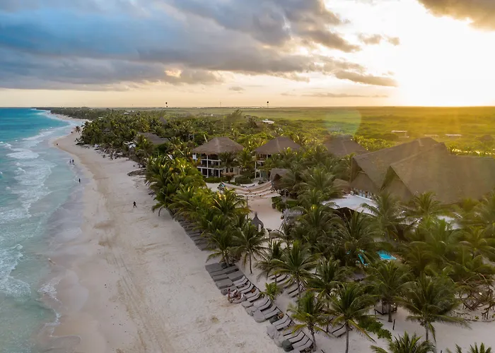 Hotel Cabanas Los Lirios Tulum