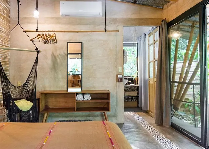 Zen Canto Villa Tuuch :: May The Jungle Be With You