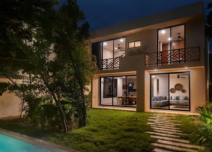 Elegant 4-Bedroom Villa With Dedicated Concierge
