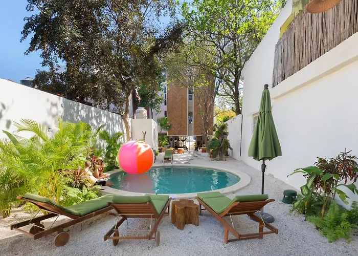 Oostel Smart Hostel - Tulum Pueblo (Adults Only)