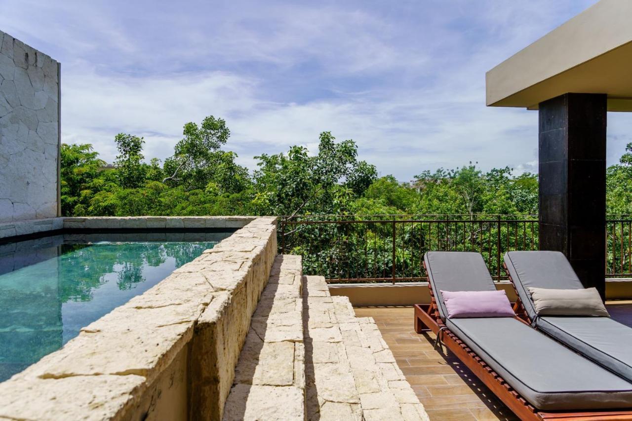 Private Plunge Pool, Art, Spa, Pool With Cabanas *