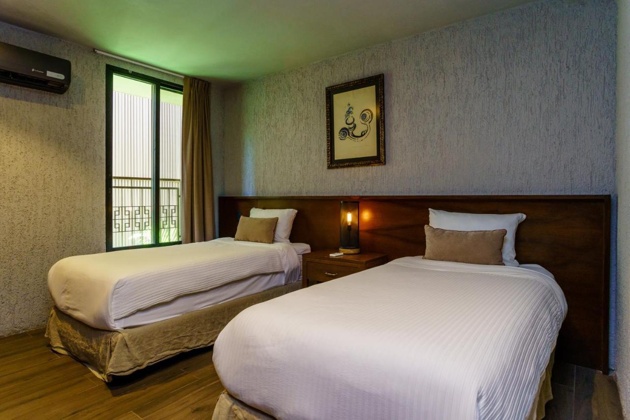 Private Plunge Pool, Art, Spa, Pool With Cabanas Apartamento *
