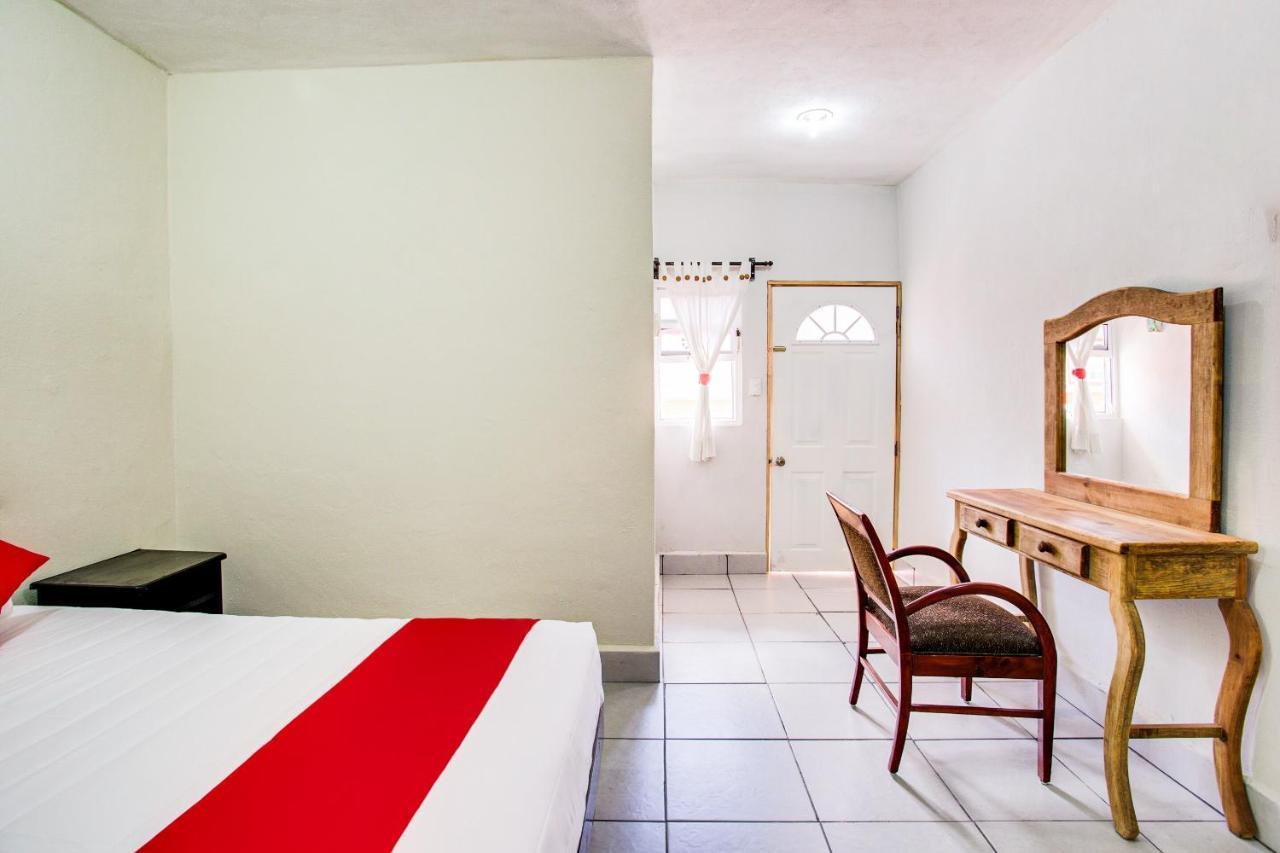 Oyo Addy Hotel 2*