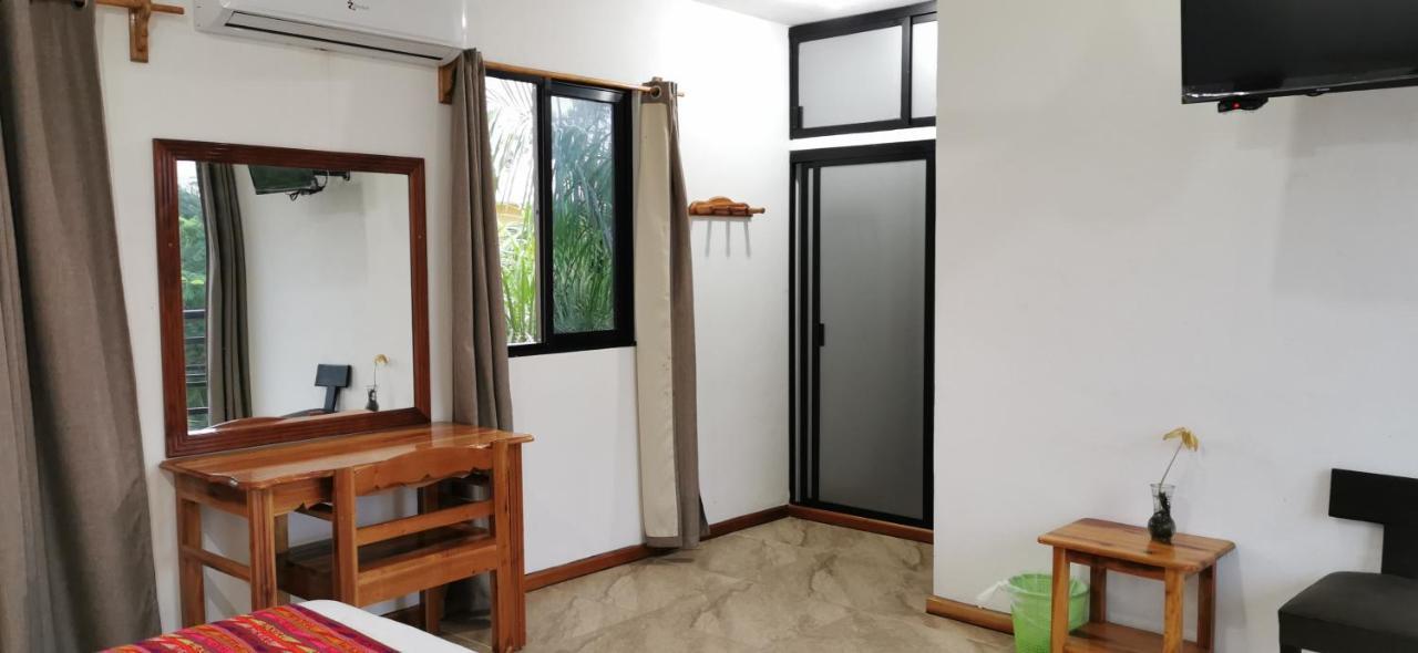 Hotel Iker 3*