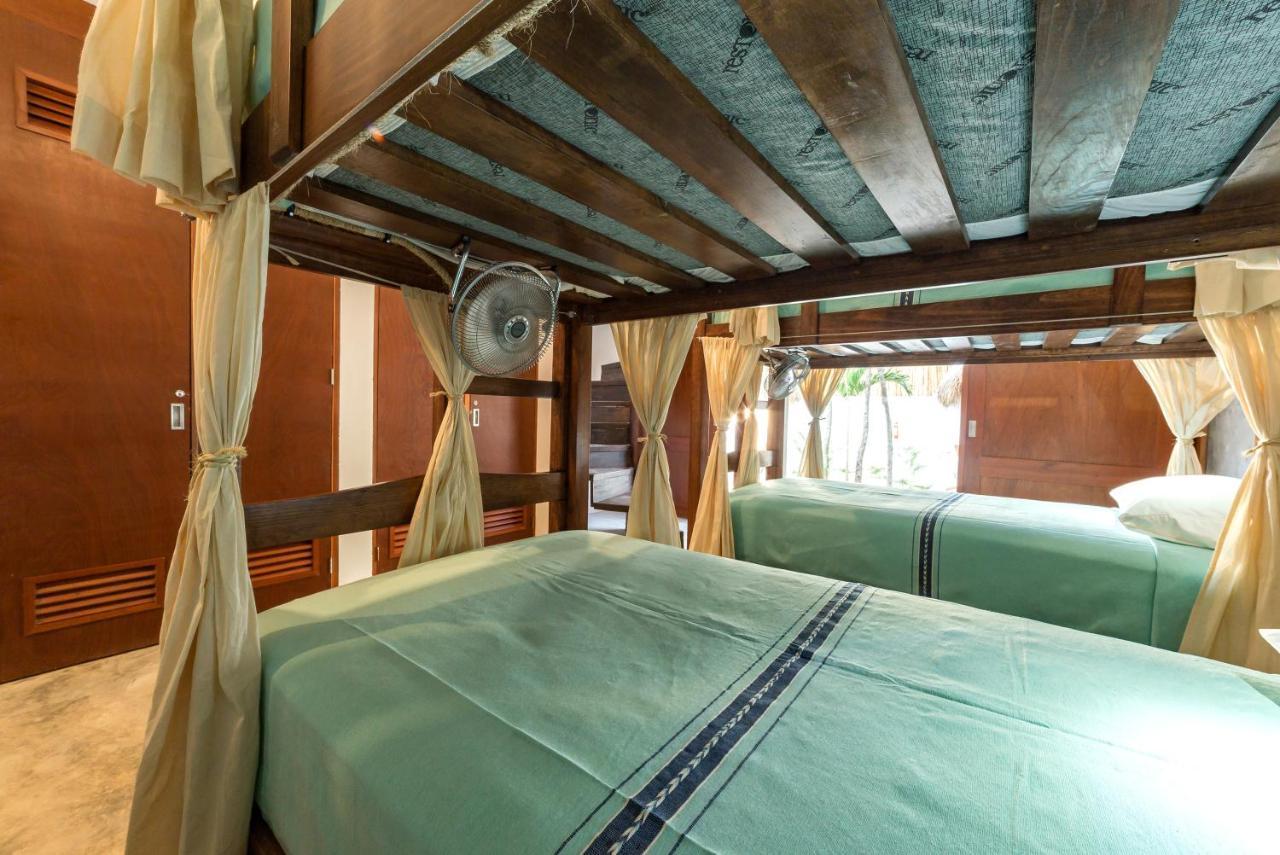 Hostal Mimosa