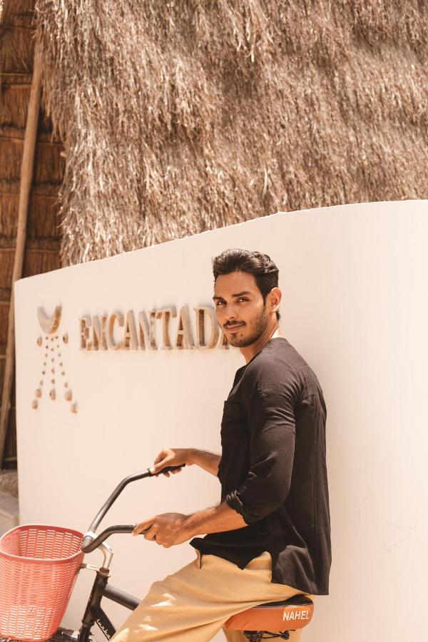 Hotel Encantada