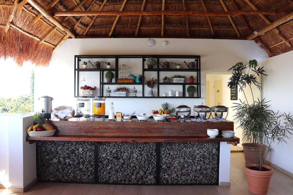 Elements Boutique 4*