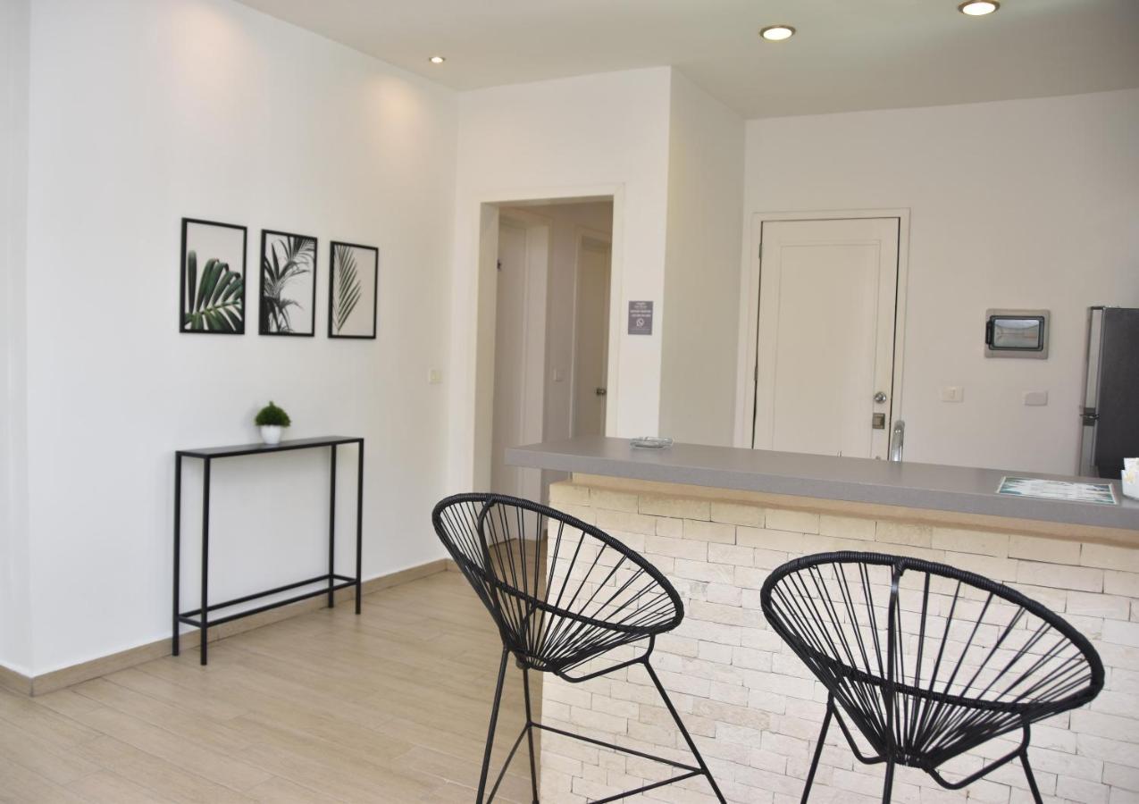 Apartment Che Adults Only