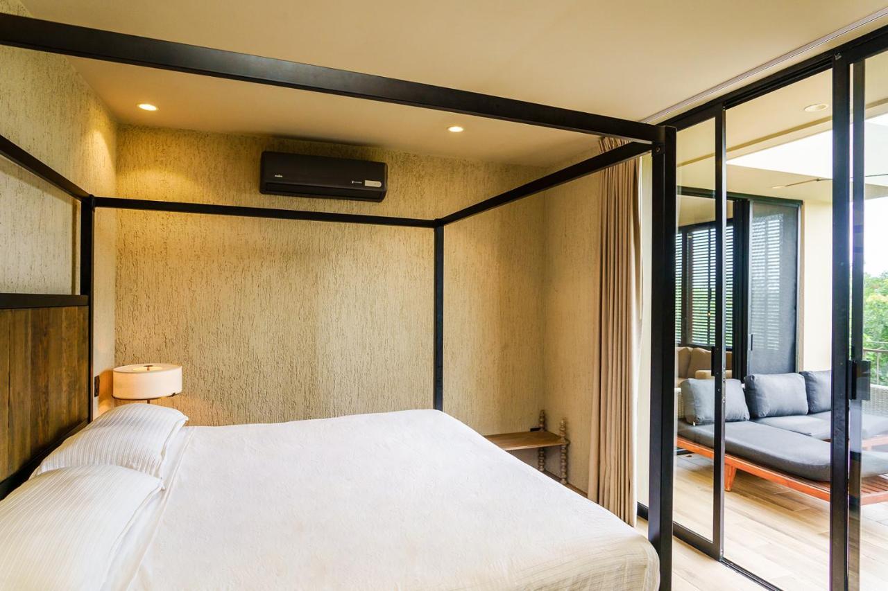 Private Plunge Pool, Art, Spa, Pool With Cabanas Apartamento