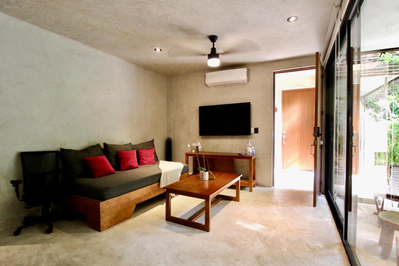 Suk Ha At La Veleta Apartamento *