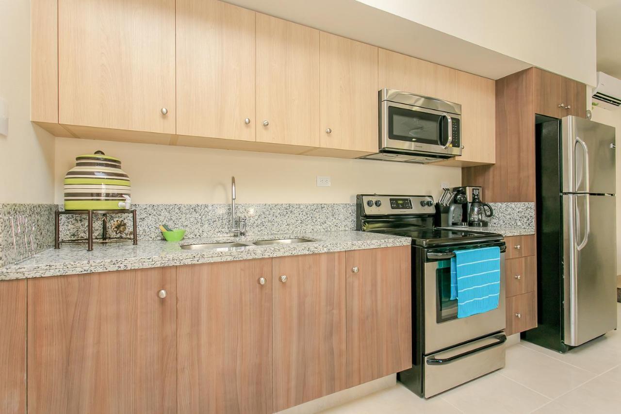 Apartamento Complex With An Alluring Pool & Tropical Vibes By Stella Rentals!