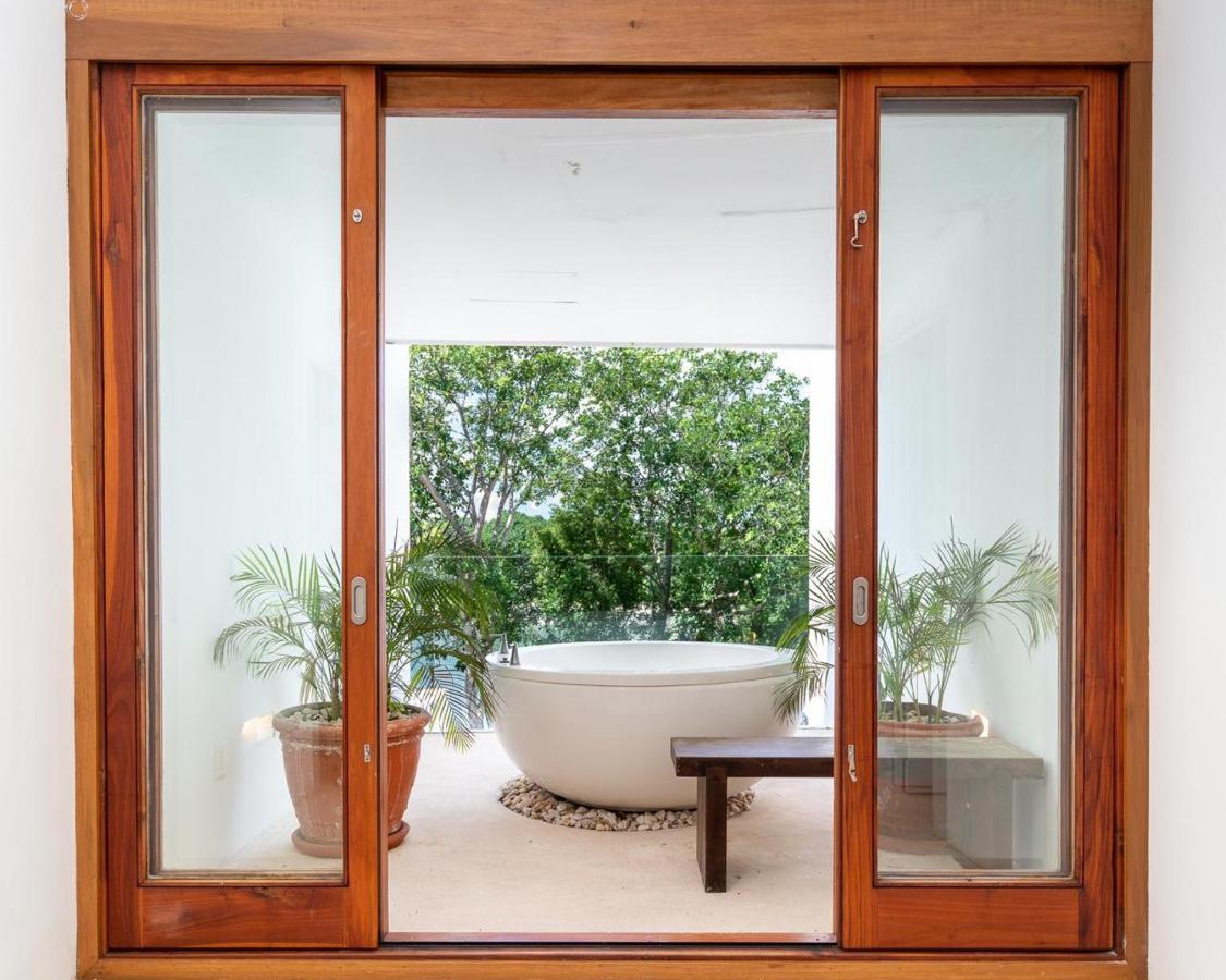 Country Club Private With Pool 18 People Villa Tulum