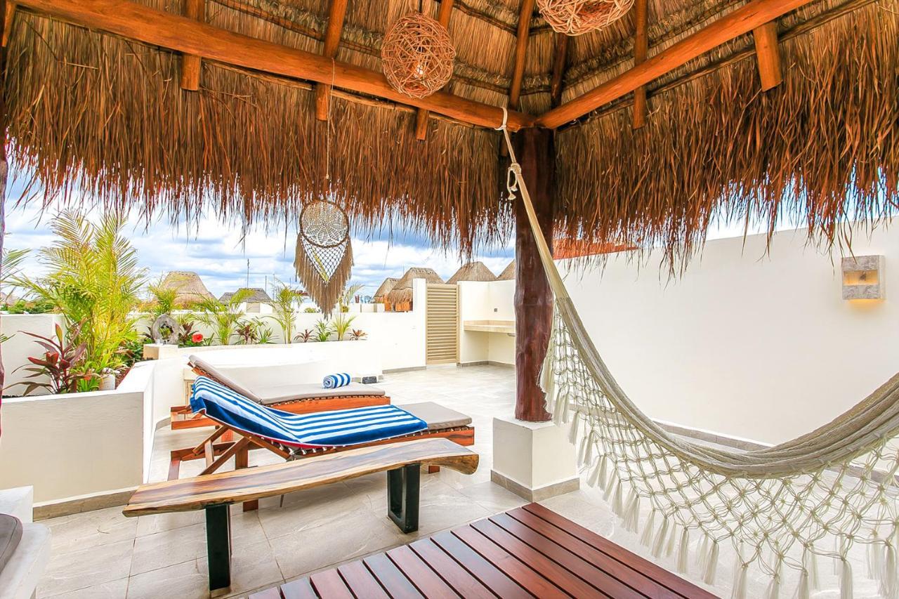 Complex With An Alluring Pool & Tropical Vibes By Stella Rentals! Apartamento *