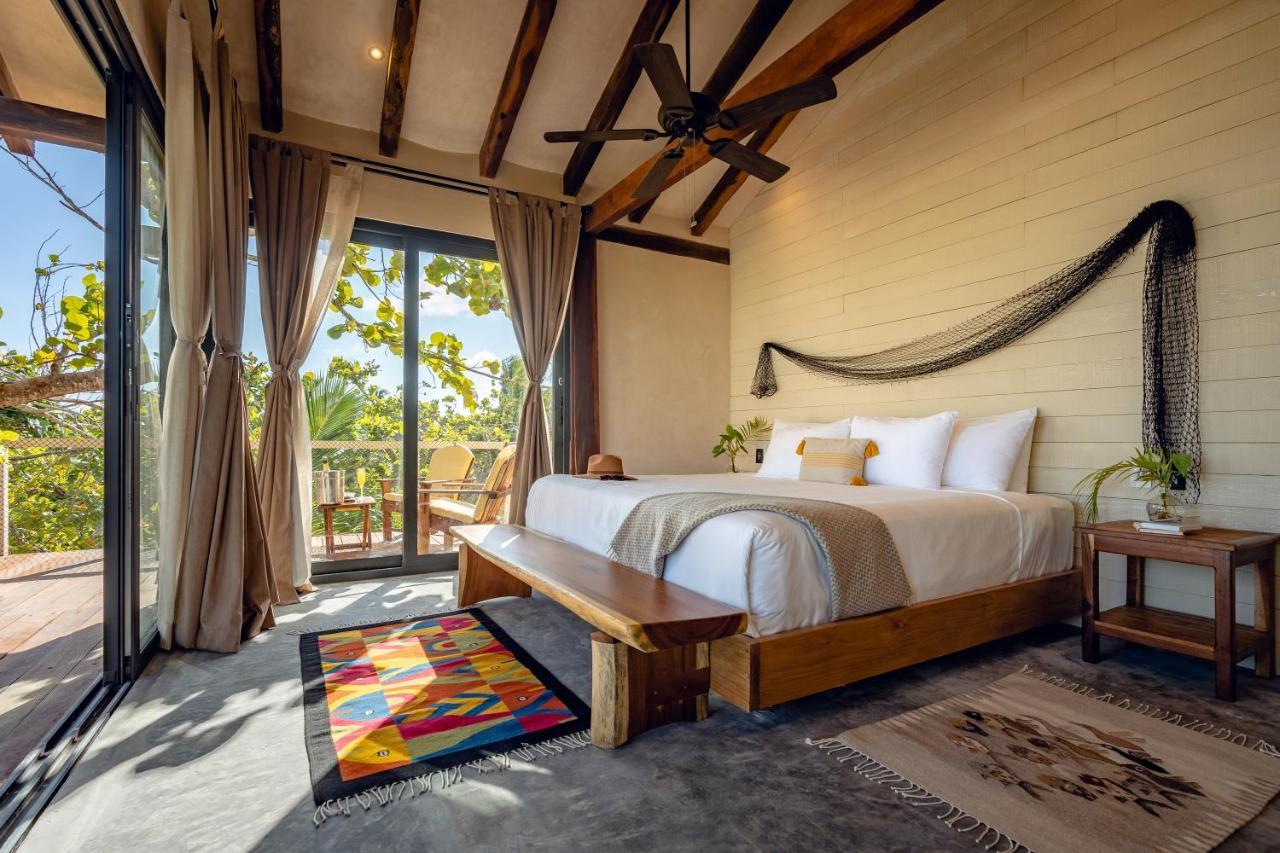 Hotel Pescadores 4*