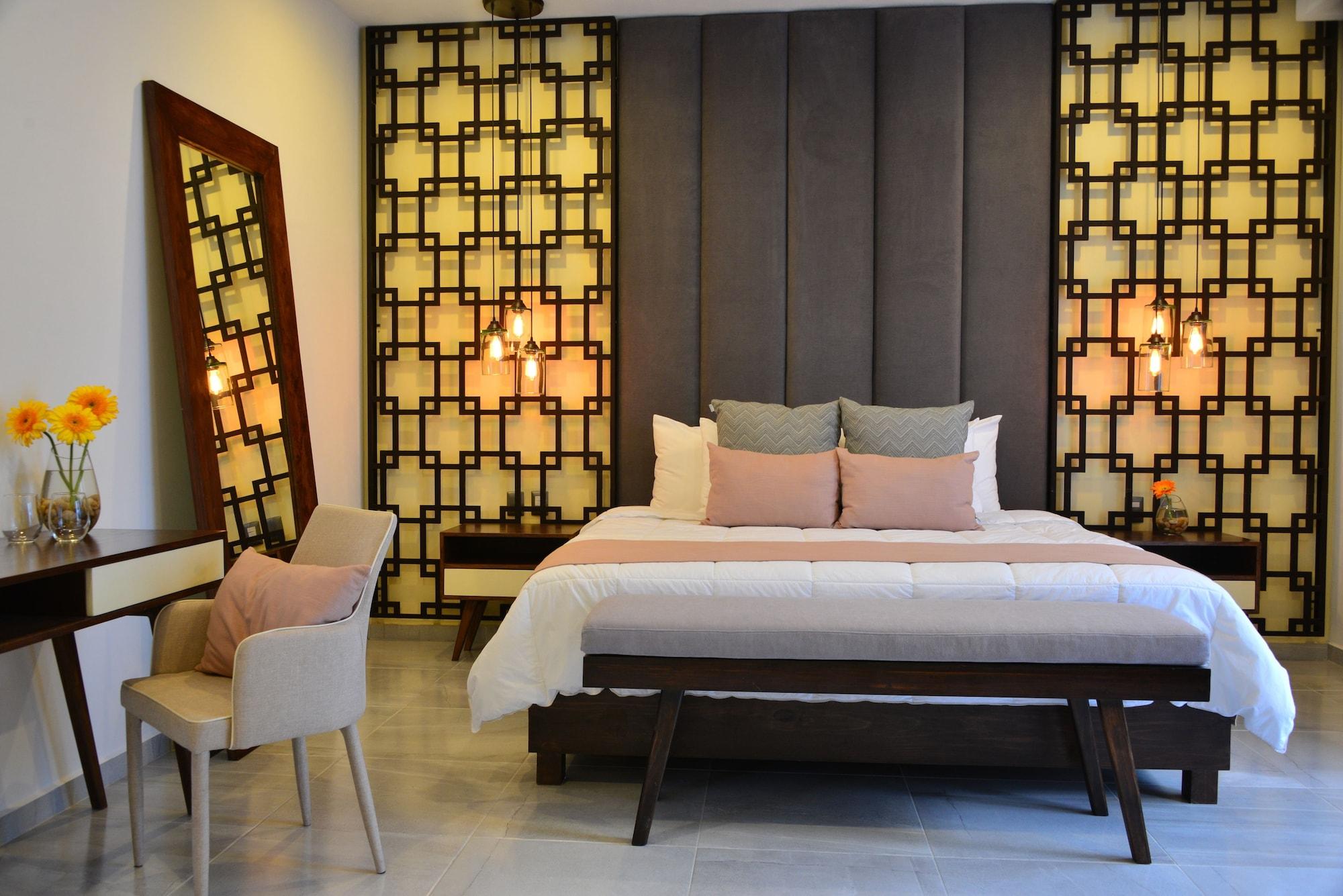 Elements Boutique Hotel 4*