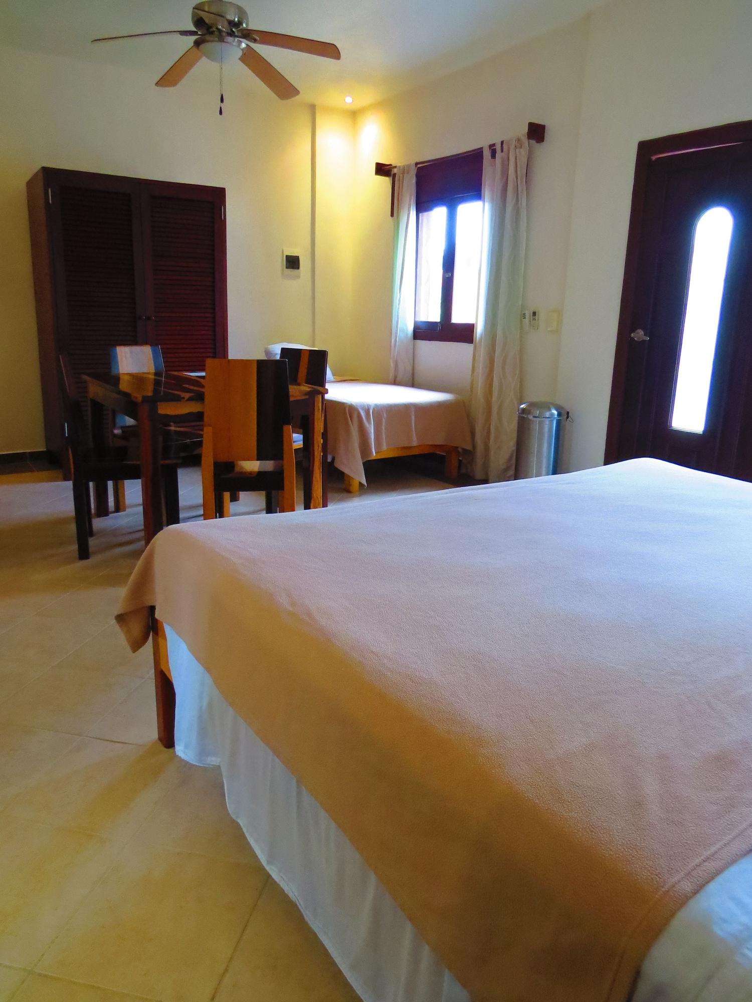 Hotel Xibalba Dive Center