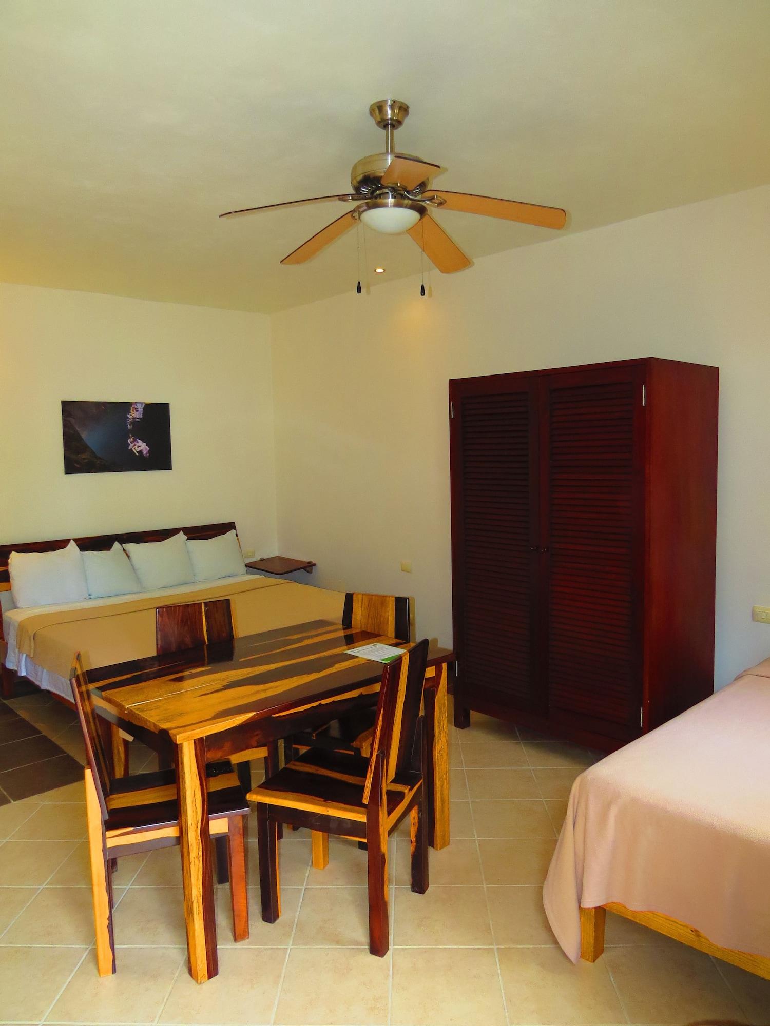 Hotel Xibalba Dive Center Tulum