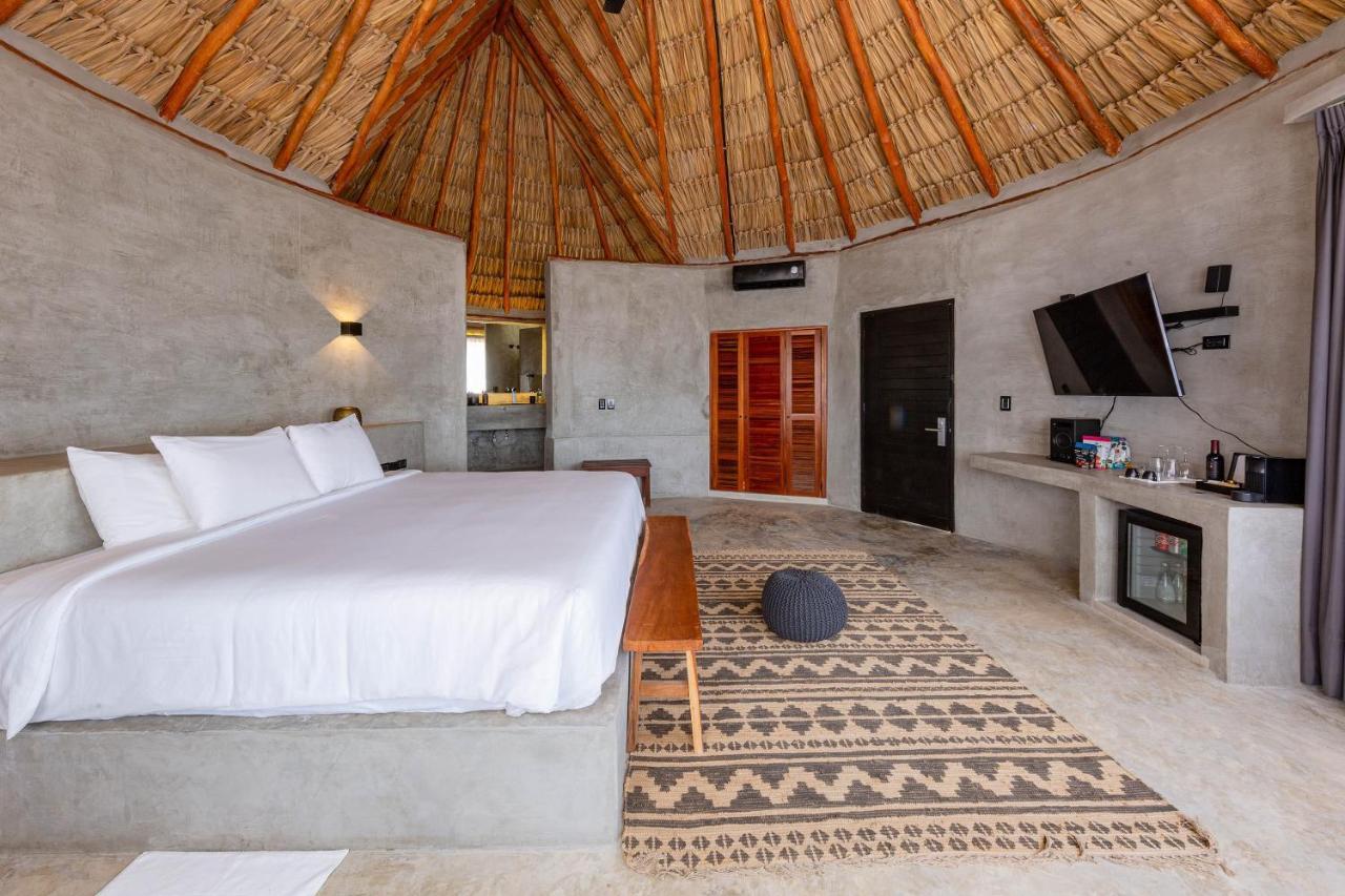 Hotel Maya By G