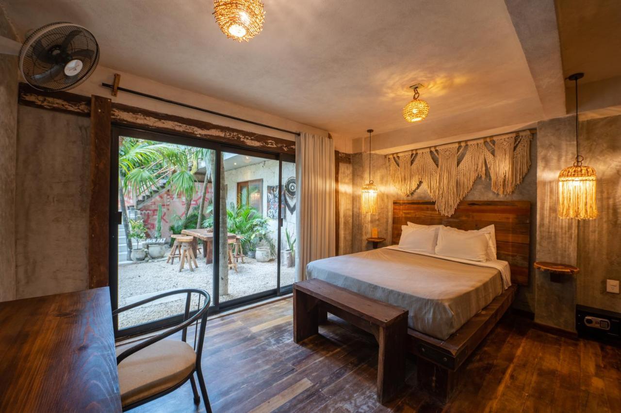 Hotel Casa Coyote 3*