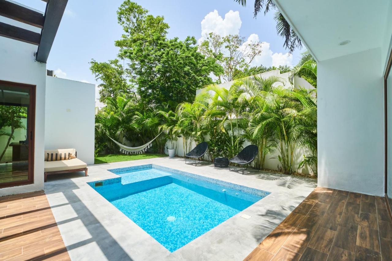 Casa Mallorca Tropical Vibes Private Pool Backyard With Grill Sunroof & Hammock Concierge & Wifi Сasa de vacaciones